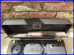 1997 Jeep 4x4 Offroad Toolbox Portable Boombox CD Player Radio Cassette Beach