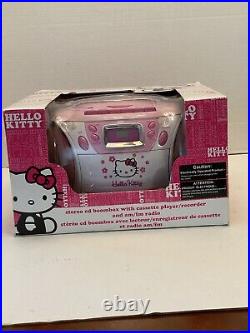 2014 Hello Kitty Portable Stereo CD/Cassette Player AMFM Radio Boombox