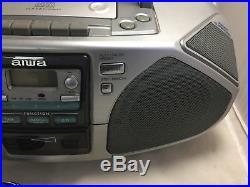 AIWA Portable AM/FM Stereo Radio CD Cassette Player Model CSD-FD81 Works Great