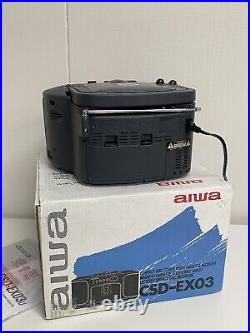AIWA VINTAGE PORTABLE BOOMBOX RADIO/CD PLAYER CASSETTE RECORER WithBOX