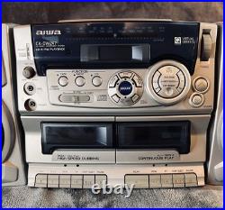 Aiwa CA-DW247U Carry Component System with CD Player/ Dual Tape Cassette Boombox