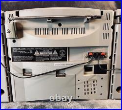 Aiwa CA-DW247U Carry Component System with CD Player/ Dual Tape Cassette Boombox