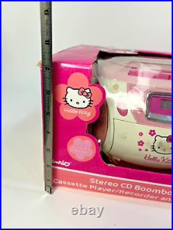 Hello Kitty Sanrio Cute Vintage Portable Stereo CD Player Radio Boombox NOS