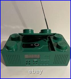 Lego CD Player Green Brick Stereo Boom Box AM/FM Radio ULTRA RARE COLOR Withcord