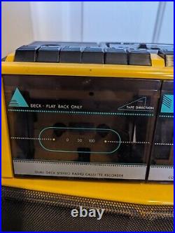 Magnavox D-8300 Dual Deck Stereo Radio Recorder Boombox NEEDS REPAIR AS IS