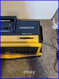 Magnavox D-8300 Dual Deck Stereo Radio Recorder Boombox NEEDS REPAIR AS IS