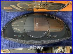NEW OPEN BOX Sony ZS-SN10 CD AM FM Radio MP3 ACC Player Portable Boombox