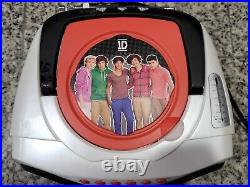 One Direction 1D Portable #15541 AM/FM Radio CD Player Boombox 2012 Rare/TESTED