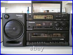 PANASONIC Boombox Portable AM/FM Radio & CD player Model RX-DT630, very clean