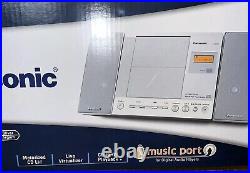 PANASONIC CD Stereo System. SC-EN26 Silver. NEW