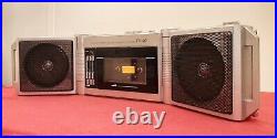 Rare MITSUBISHI TX-40 TX40 Bi-fold Swing Away Walkman/Mini Boombox-Serviced