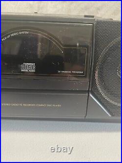 Realistic CD-3303 Boom Box Radio CD Tape Player 1990s