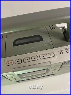 Retro Sony ZS-D50 CD/Cassette Player/radio Portable Boombox FULLY WORKING