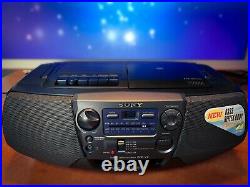SONY CFD-V3 CD Vintage Portable Stereo Cassette CD Boombox
