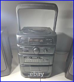 Sanyo AM FM Radio CD Cassette Boombox BassXpander AC Plug Or 8D Batteries Tested