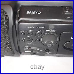 Sanyo MCD-Z1 Portable AM/FM Radio Stereo CD Player Cassette Recorder Boombox