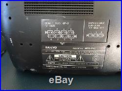 Sanyo MCD-Z30 AM FM CD Dual Cassette Player Recorder Boombox Portable WithRemote