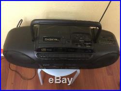 Sanyo MCD-Z31 AM FM CD Dual Cassette Player Recorder Boombox Portable Working