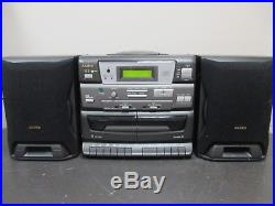 Sanyo Portable CWM-550 AM/FM Radio CD Player Dual Cassette Boombox