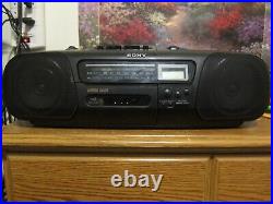 Sony CFD-12 Stereo boombox combo cd cassette radio am fm