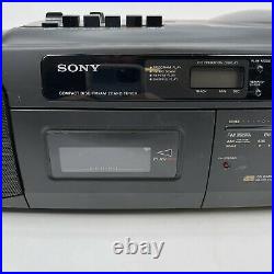 Sony CFD-50 Portable CD Radio Cassette Player Pro Boombox Black Tested Works
