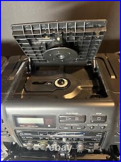 Sony CFD-550 Portable Stereo Boombox AM FM Radio CD Player Dual Cassette READ