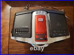 Sony CFD-G700CP Xplod CD/Radio Boombox line In, Woofer No Remote TESTED