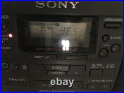 Sony CFD-S33 AM/FM Radio CD Cassette Player Mega Bass Portable Boombox Remote