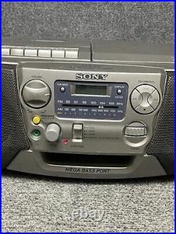 Sony CFD-V17 Portable Mega Bass CD AM-FM Radio Cassette Player Boombox In Silver