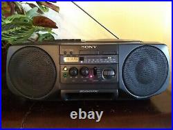 Sony CFD-V30 Portable Boombox CD Player AM/FM Cassette Player Recorder VGUC