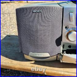 Sony CFD ZW755 CD AM FM Radio Cassette Player Stereo Separating Speakers MegaBas