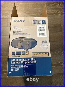 Sony ZS-S2iP CD-Player AM-FM Radio iPod Dock Stereo Boombox CD-R RW Playback