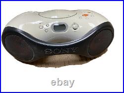 Sony ZS-X3CP Portable Stereo Am/FM Radio MP3 CD Player Boom Box RARE White WORKS