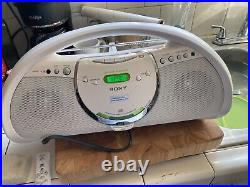 Sony ZS-Y3 Portable Stereo CD R/RW Player AM/FM Radio Megabass Boombox (NOB)