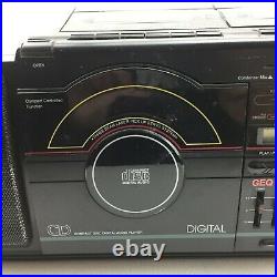 Sound Design 4955 Boombox Stereo CD Dual Cassette Player Radio AM FM Battery