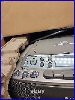 U5 Sony CFD-S01 CD Cassette AM/FM Radio Portable Boombox Stereo Player