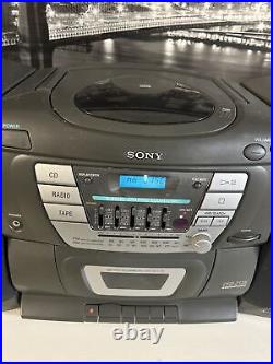 Vintage 1998 Sony Boombox Radio Cd Cassette Tape Mega Bass CFD-Z135