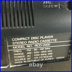 Vintage Compact Disc Player RCD-2000 AM FM Radio Tape Cassette Portable Boombox