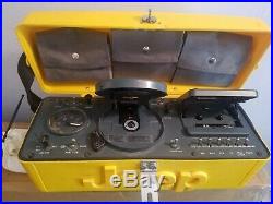 Vintage Jeep Boombox CD AM/FM Radio Cassette Player Portable, WORKS