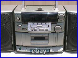 Vintage KOSS Portable Stereo AM/FM CD Tape Player Radio Boombox HG828 1999