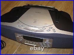 Vintage Sony ZS-M35 Personal CD MiniDisc Player Recorder Radio Portable Boombox